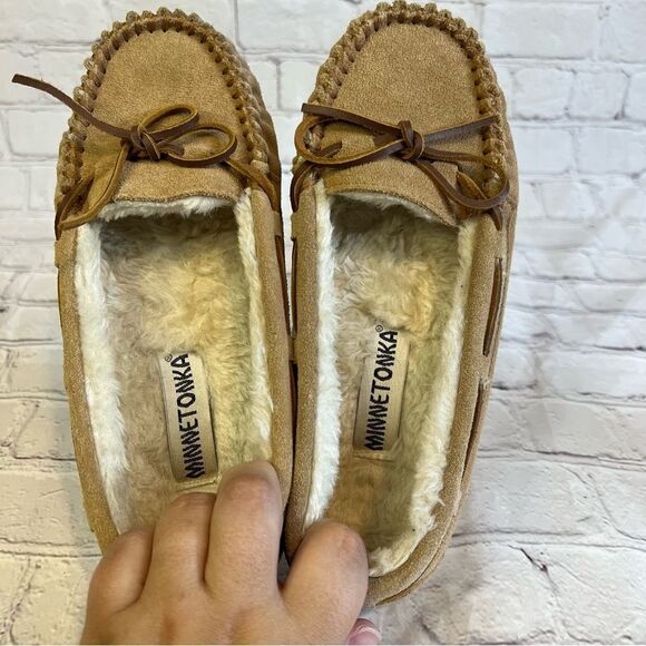 Minnetonka Women's Cally Slipper Moccasin Brown size 8 - Picture 6 of 7